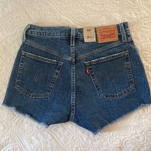 NWT Levi’s 501 High Waist Shorts Sz 27